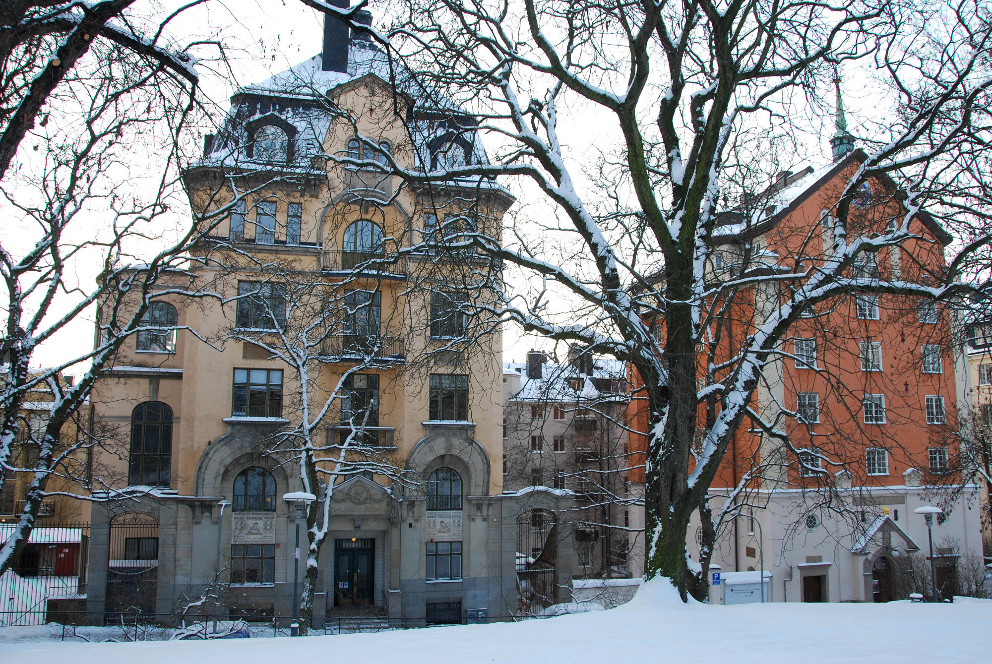 Tegnerlunden 5 och 7, Stockholm (Photo License: CC-BY-SA-3.0 )